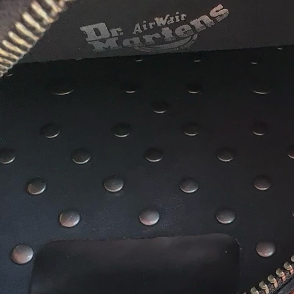 SOLD!!New with Tags NWT Dr. Martens Skull studded convertible bag backpack - Picture 5 of 6